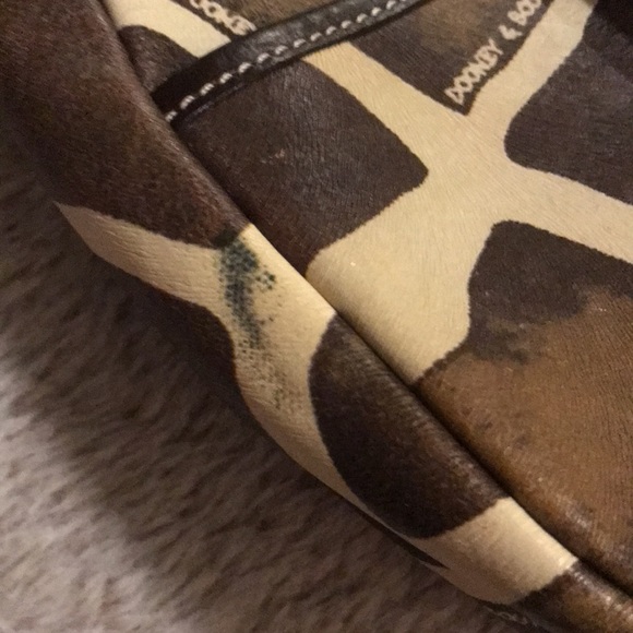 Dooney and Bourke giraffe print bag - Picture 8 of 9